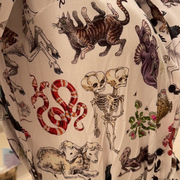 Oddities Dress. Fun and spooky. Size L - Picture 4 of 6